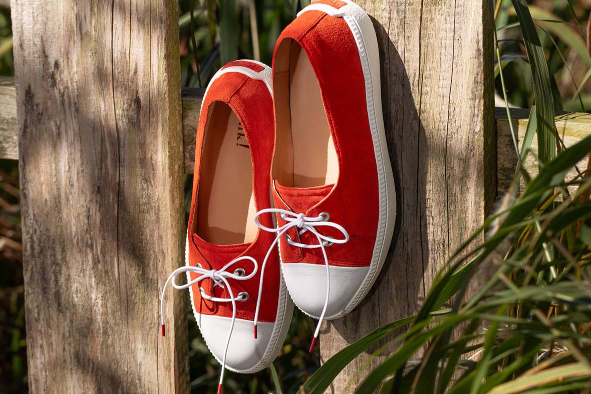 Think! Damen TURNA Sneaker low mit Schnürung - Farbe: Rot Think! Damen TURNA Sneaker low mit Schnürung - Material: Lederkombination - Farbe: Scarlet/Kombi