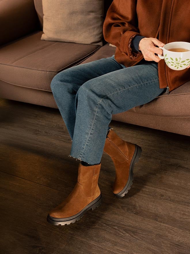 legero Damen LUSIA Stiefelette mit Reißverschluss - Farbe: Braun - Material: Veloursleder