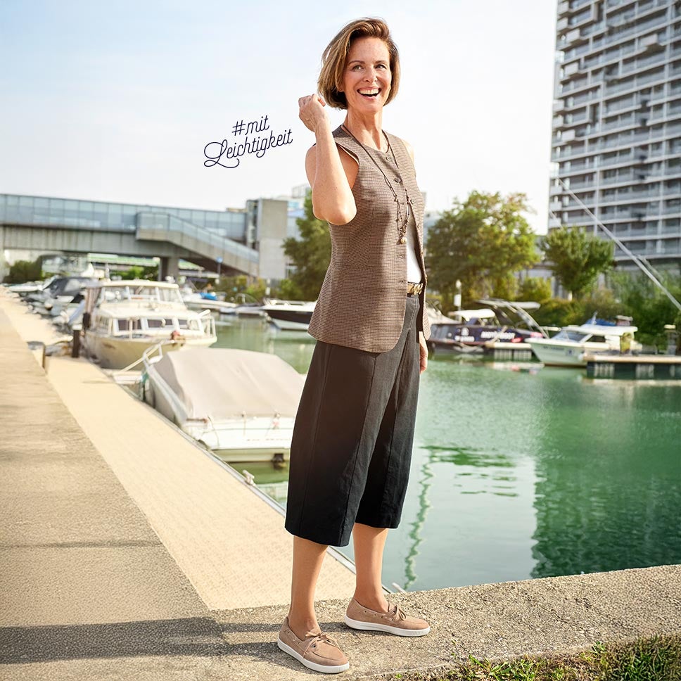 legero Damen SILENCE Slipper mit Schnürung - Farbe: Beige - Material: Veloursleder