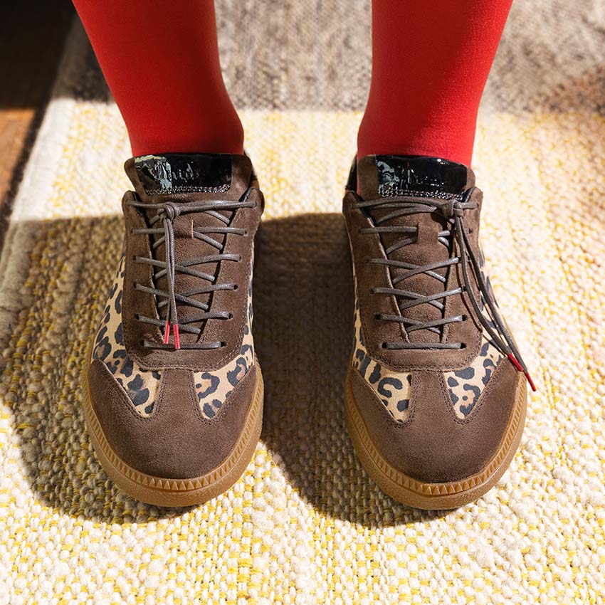 Think! Woman TURNA Sneakers low with Lacing - Colour: Brown Think! Woman TURNA Sneakers low with Lacing - Colour: Brown - Material: Leather combination