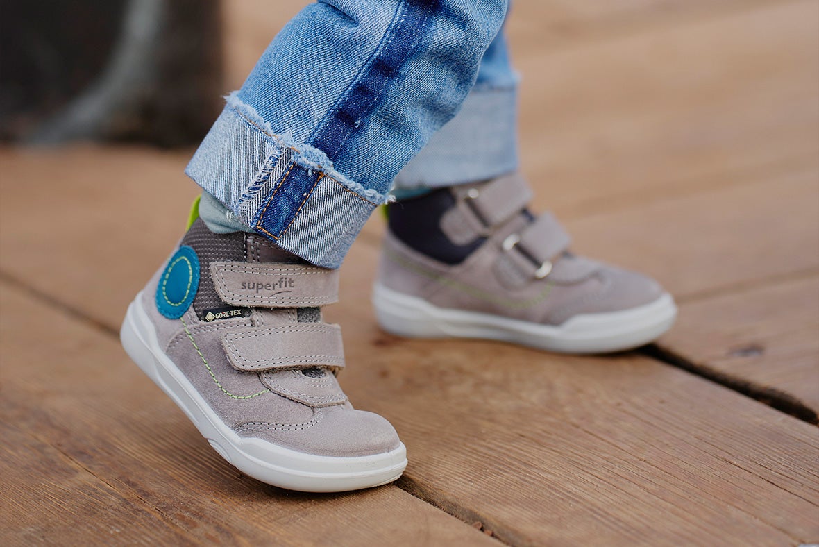 superfit Mädchen, Jungen SUPERFREE Sneaker high mit Klettverschluss - Material: Nubukleder - Farbe: Grau