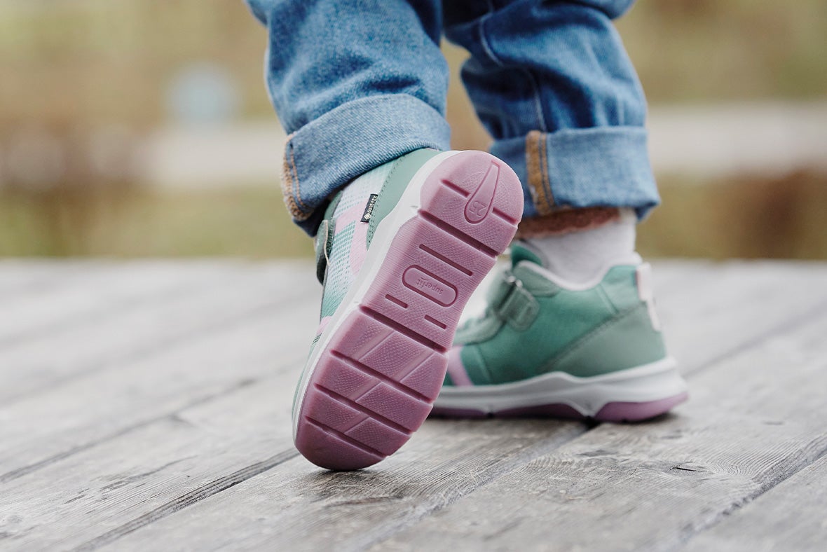 superfit Girls COOPER Sneakers high  with Velcro Fastener/Elastic lacing - Material: Synthetic - Colour: Green