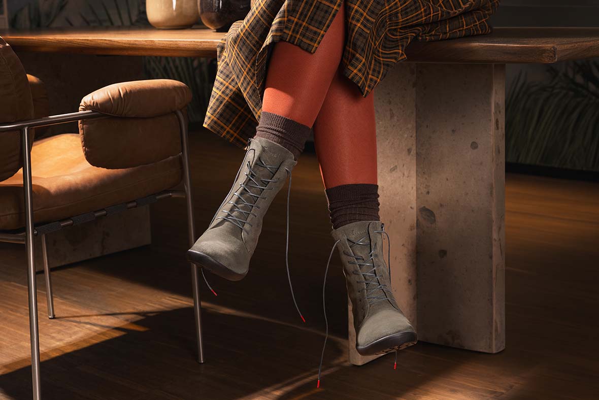 Think! Woman NATURE Ankle boot with Zip/Lacing - Colour: Black - Material: Nappa leather