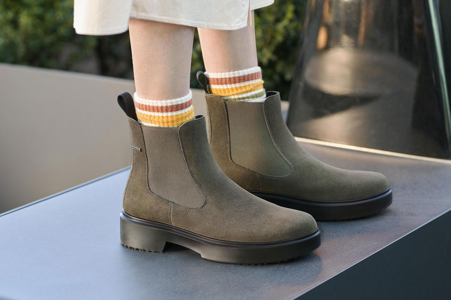 legero ANGEL Women Chelsea boots with zip - Material: Nubuck leather - Color: Yerba