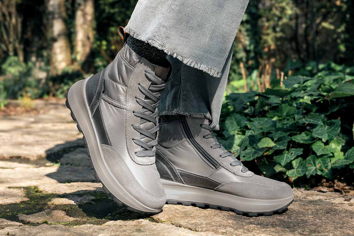 legero Damen T4 RUN Stiefel mit Reißverschluss/Schnürung - Farbe: Grau - Material: Textil