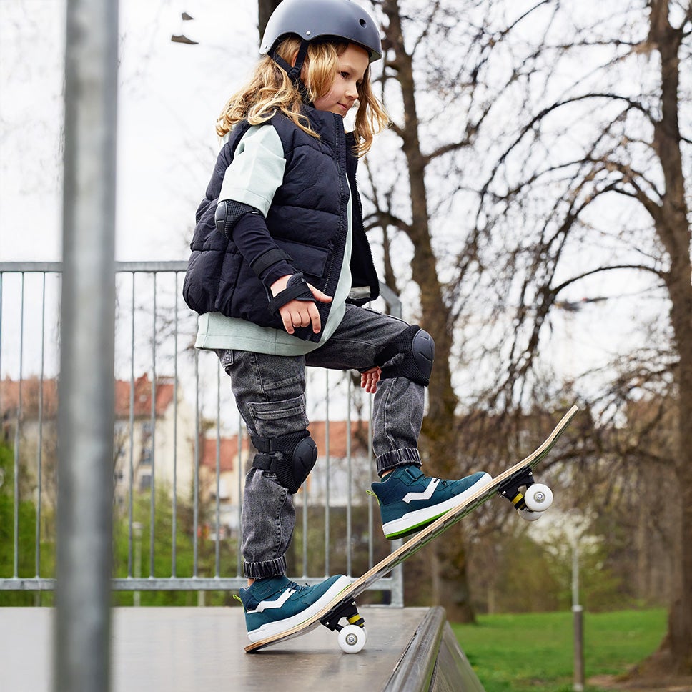 superfit Jungen MAVERICK Sneaker high mit Klett/Elastikschnürung - Material: Nubukleder - Farbe: Blau