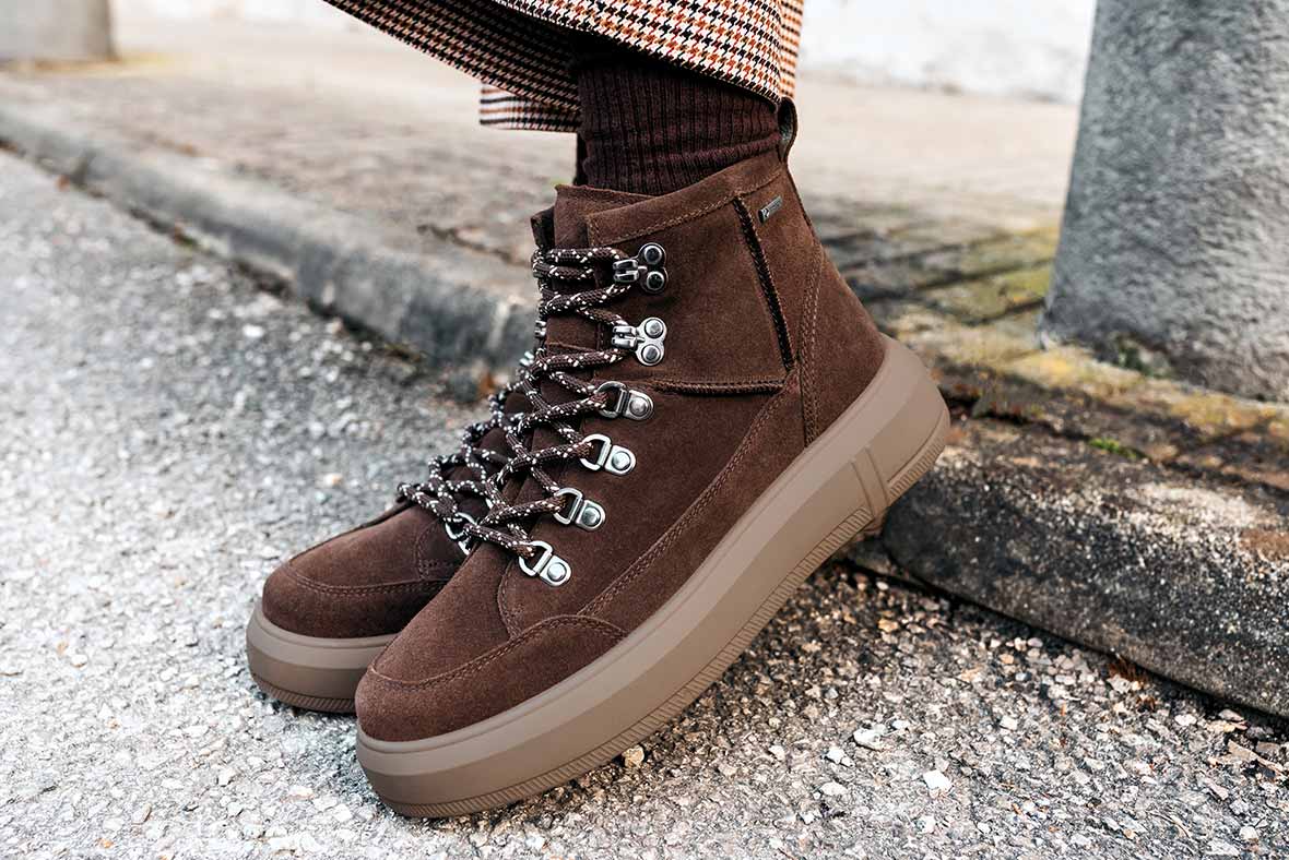 legero Damen WONDER Schnürboots mit Reißverschluss/Schnürung - Farbe: Braun - Material: Veloursleder