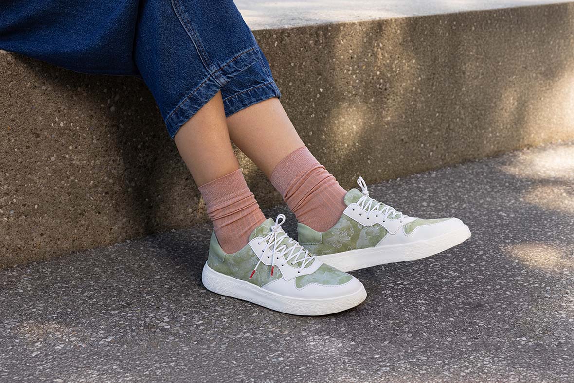 Think! Woman TURNA LIGHT DAMEN Sneakers low with Zip/Lacing - Colour: Green - Material: Leather combination