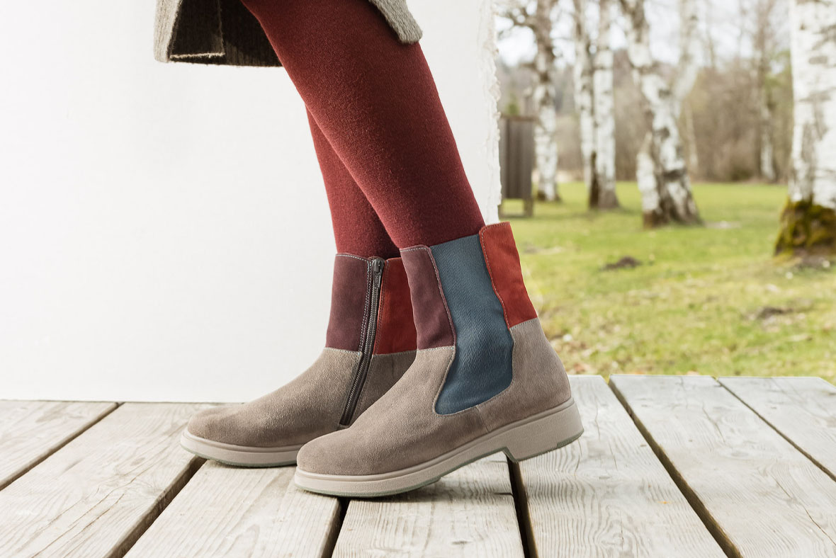 Think! Damen COGITA Chelsea Boots mit Einschlupf - Material: Veloursleder - Farbe: Pepper/Kombi