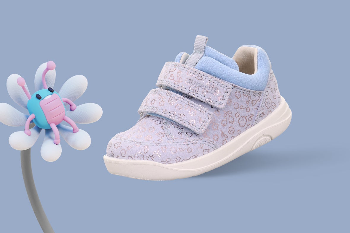 superfit Mädchen LILLO Sneaker low mit Klettverschluss - Material: Effektleder - Farbe: Hellblau