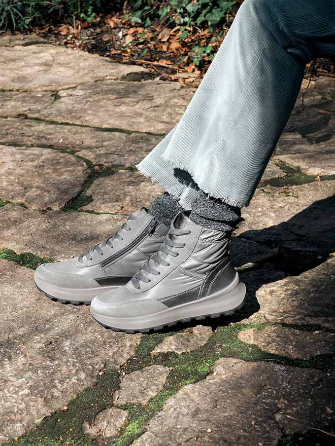 legero Damen T4 RUN Stiefel mit Reißverschluss/Schnürung - Farbe: Grau - Material: Textil