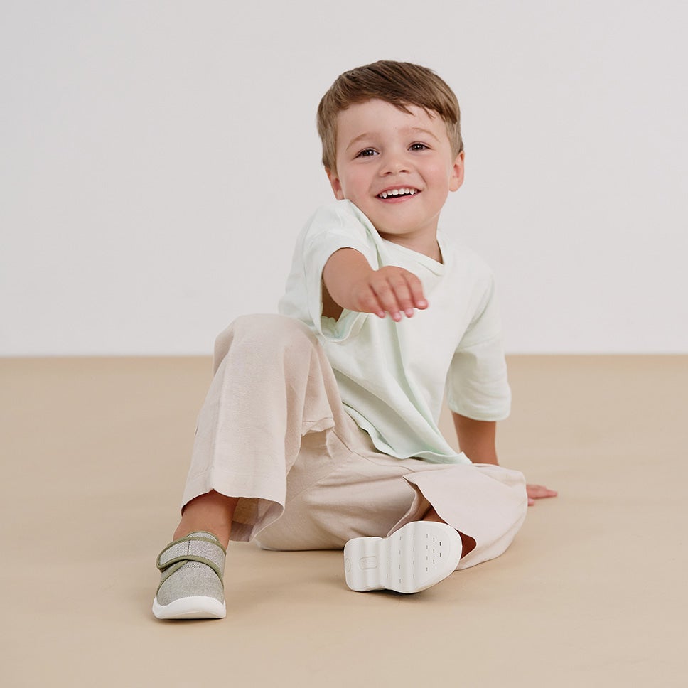 superfit Jungen BUBBLE Hausschuh mit Klettverschluss - Farbe: Grün - Material: Textil