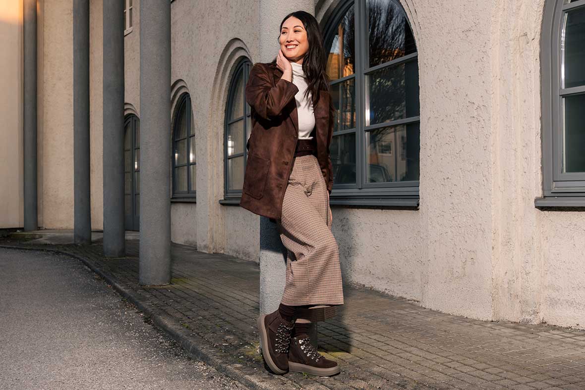 legero Damen WONDER Schnürboots mit Reißverschluss/Schnürung - Farbe: Braun - Material: Veloursleder