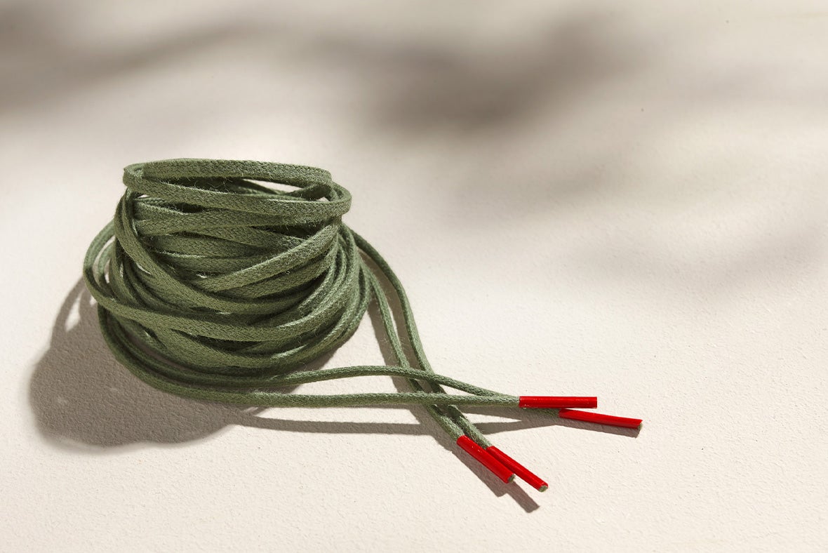 Think! shoelaces with red ends - stylish accessories for individual looks Shoelaces with red end caps - Accessories for Think! shoes