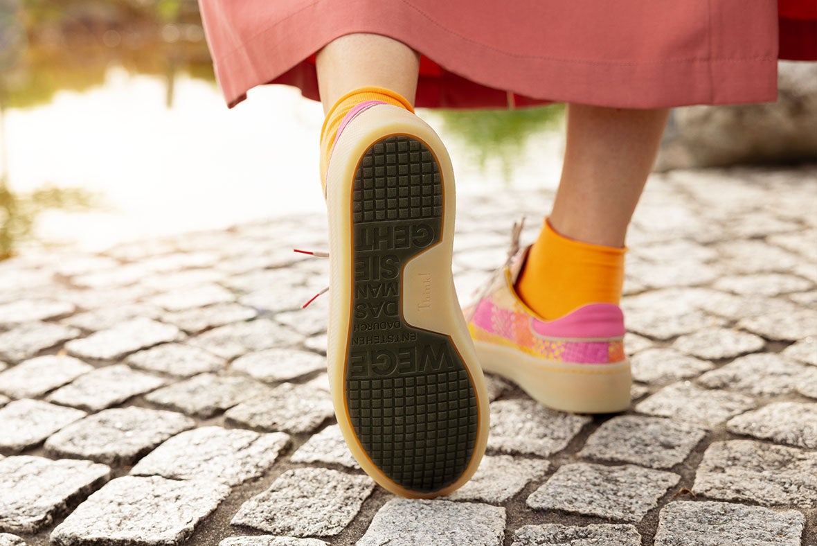 How to fix squeaky shoes Think!