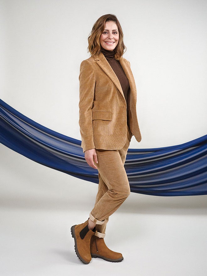 legero Woman MONTA Chelsea boot with Zip/Elastic - Colour: Brown legero Woman MONTA Chelsea boot with Zip/Elastic - Material: Nubuck leather - Colour: Brown