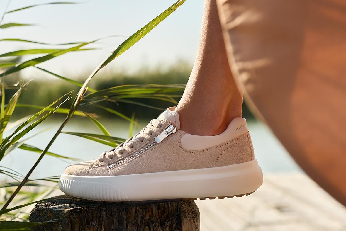 legero Damen T4 JUMP Sneaker low mit Reißverschluss/Schnürung - Farbe: Beige - Material: Veloursleder