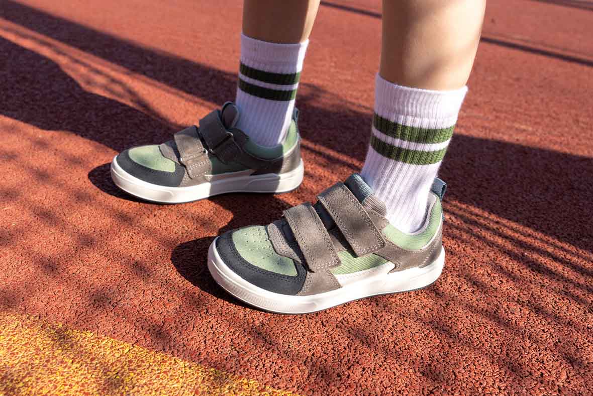 superfit Boys MAVERICK Sneakers low with Velcro Fastener - Colour: Others - Material: Suede