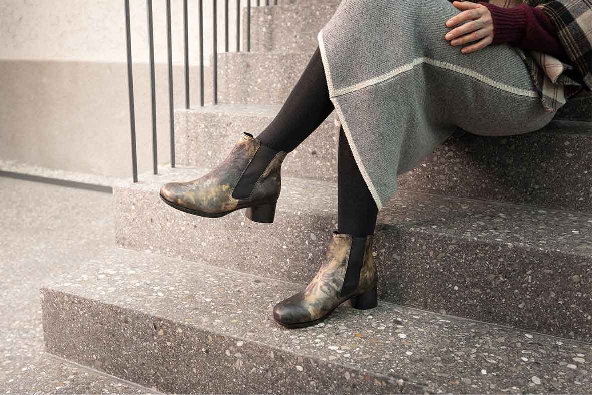 Think! Damen NANI Stiefelette mit Einschlupf - Farbe: Sonstige Think! Damen NANI Stiefelette mit Einschlupf - Material: Effektleder - Farbe: Sonstige