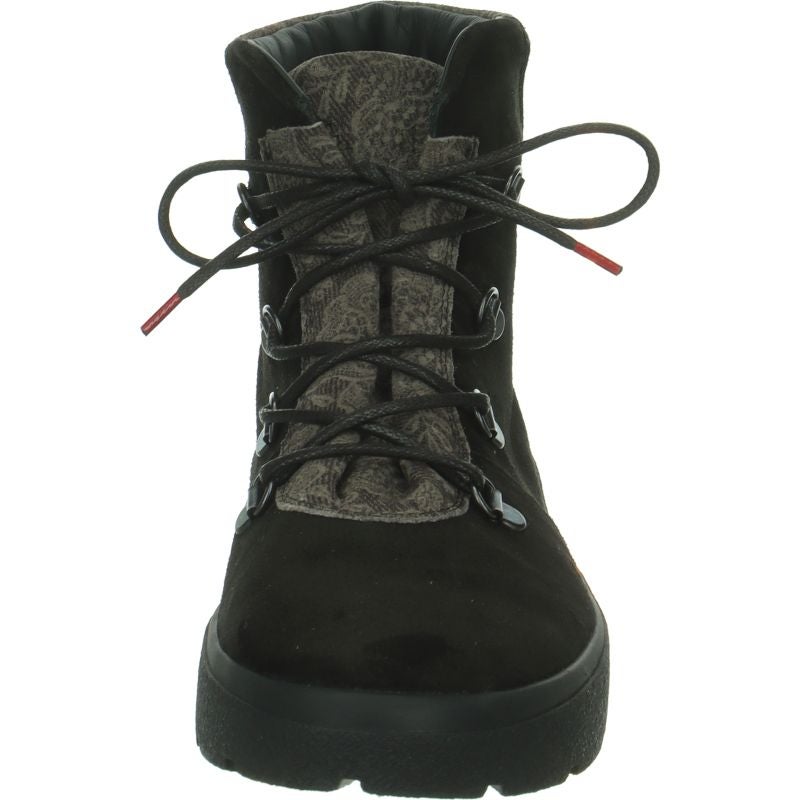 Think CREPES  - Material: Leather in Black