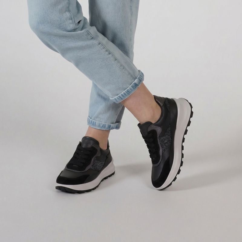 Legero T4 RUN Woman Sneakers low - Material: Leather in Black