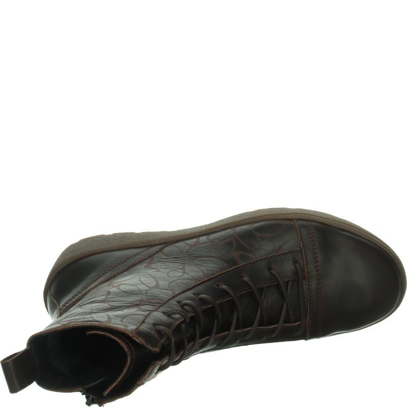 Think CREPES  - Material: Leather in Brown