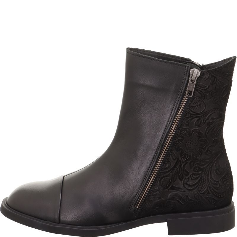 Think NINA Woman Ankle boot - Material: Leather in Black