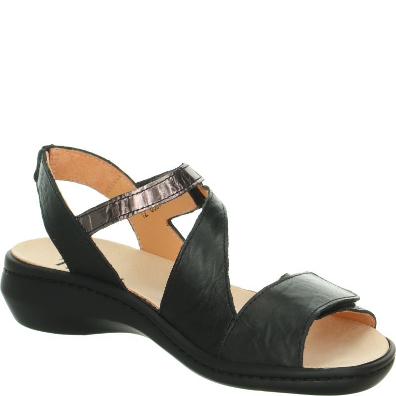 Think CAMILLA DAMEN Woman Strap sandal - Material: Leather in Black
