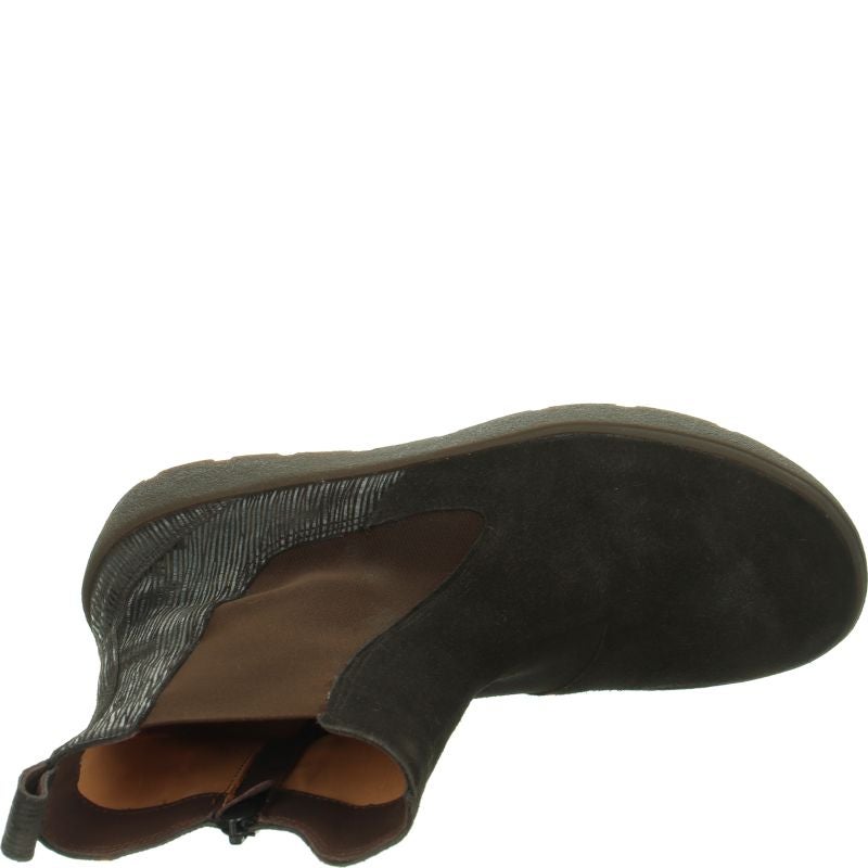 Think CREPES  - Material: Leather in Brown