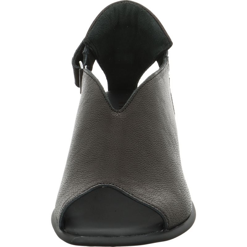 Think VIVI Sandal - Material: Leather in Black