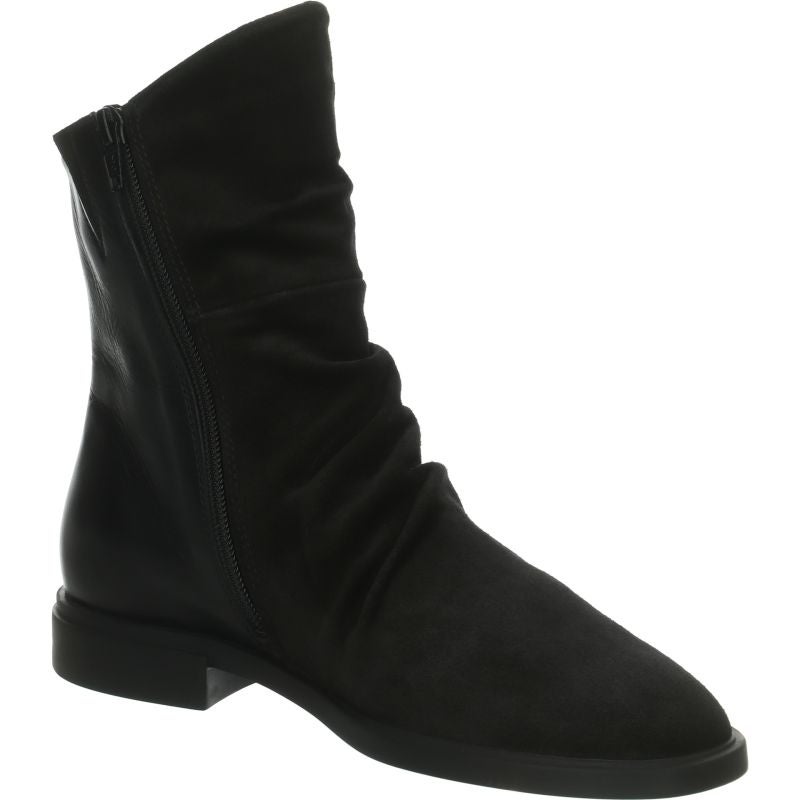 Think NINA  - Material: Leather in Black