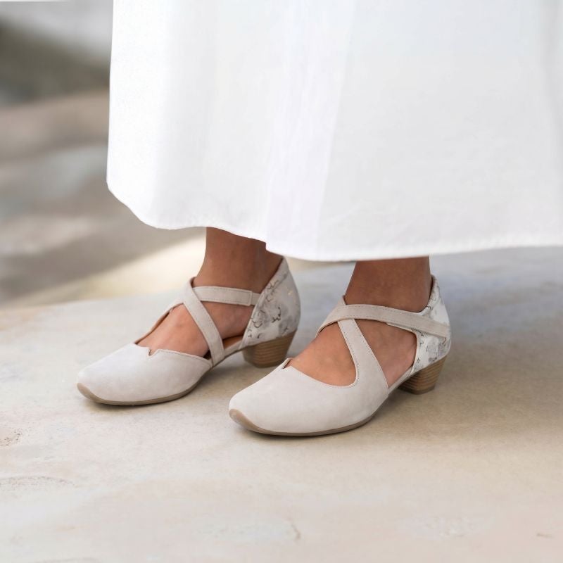 Think AIDA DAMEN Woman Pumps - Material: Leather in Grey