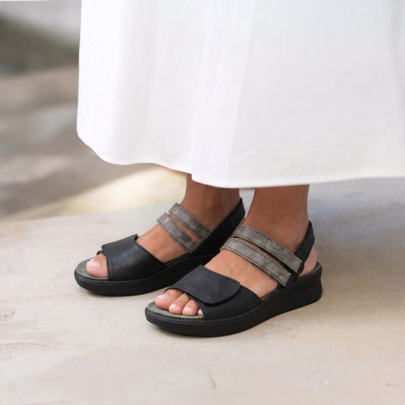 Think MEGGIE Woman Strap sandal - Material: Leather in Black