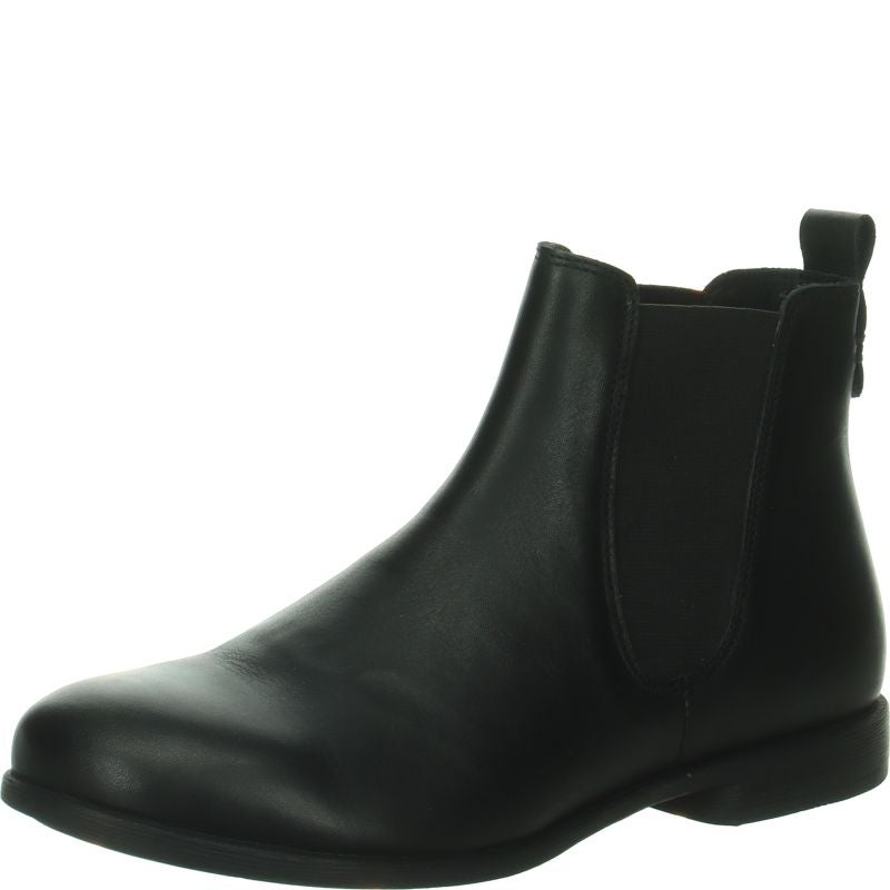Think AGRAT 2  - Material: Leather in Black