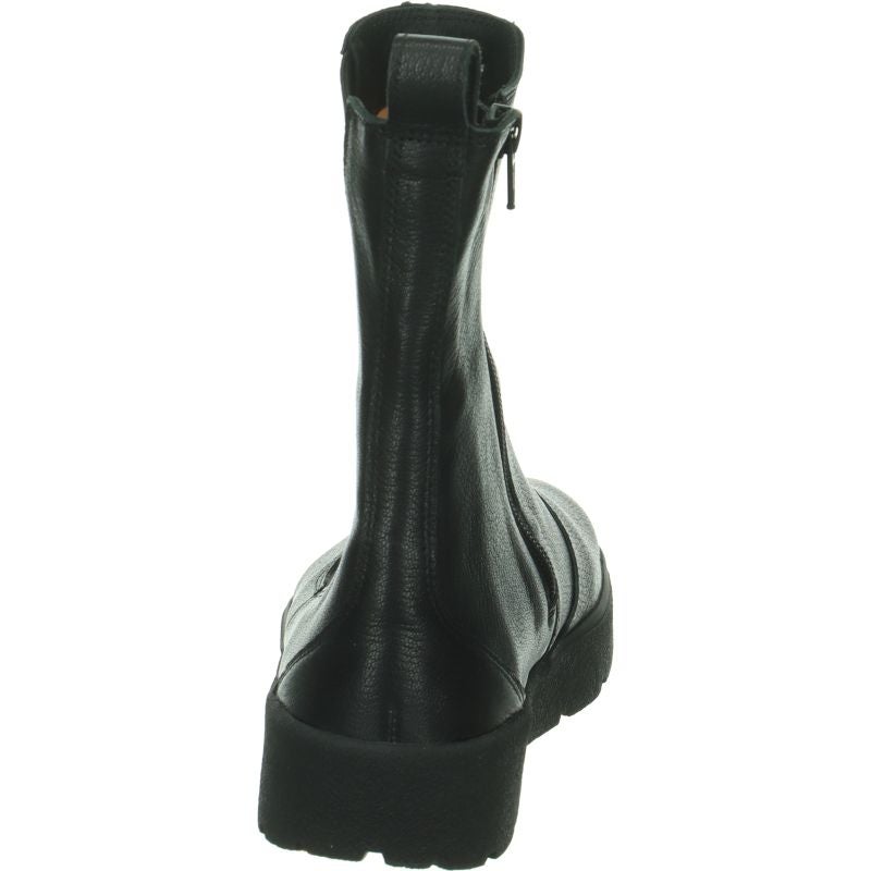 Think CREPES  - Material: Leather in Black