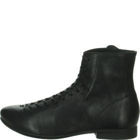 Think GUAD2  - Material: Leather in Black