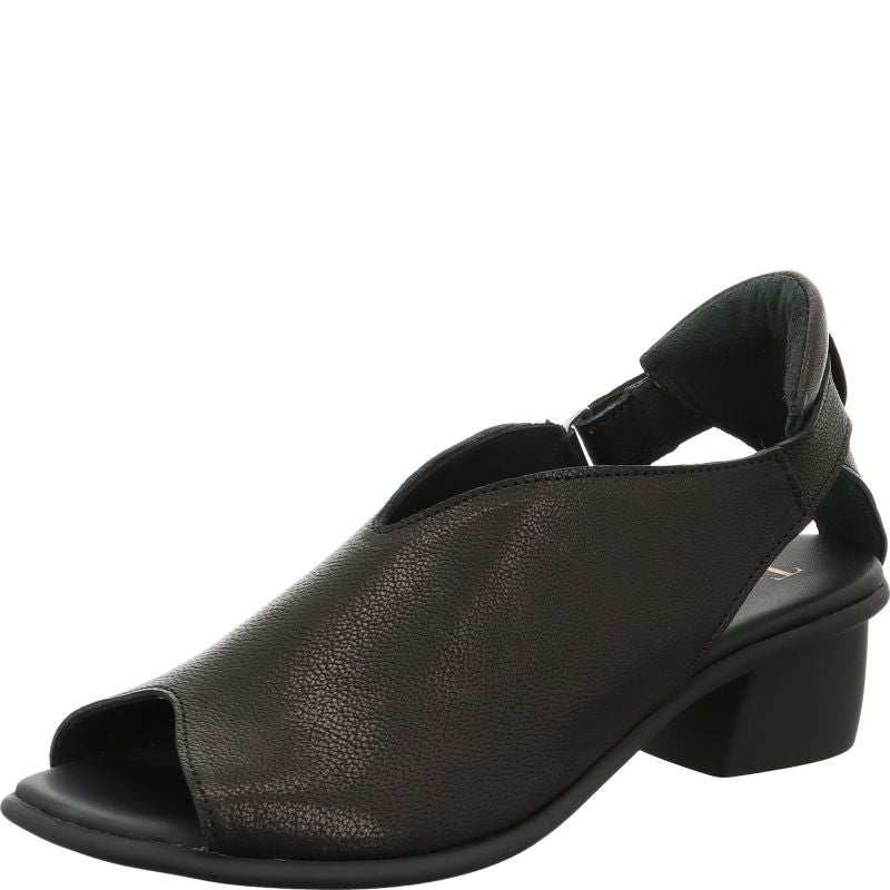 Think VIVI Sandal - Material: Leather in Black