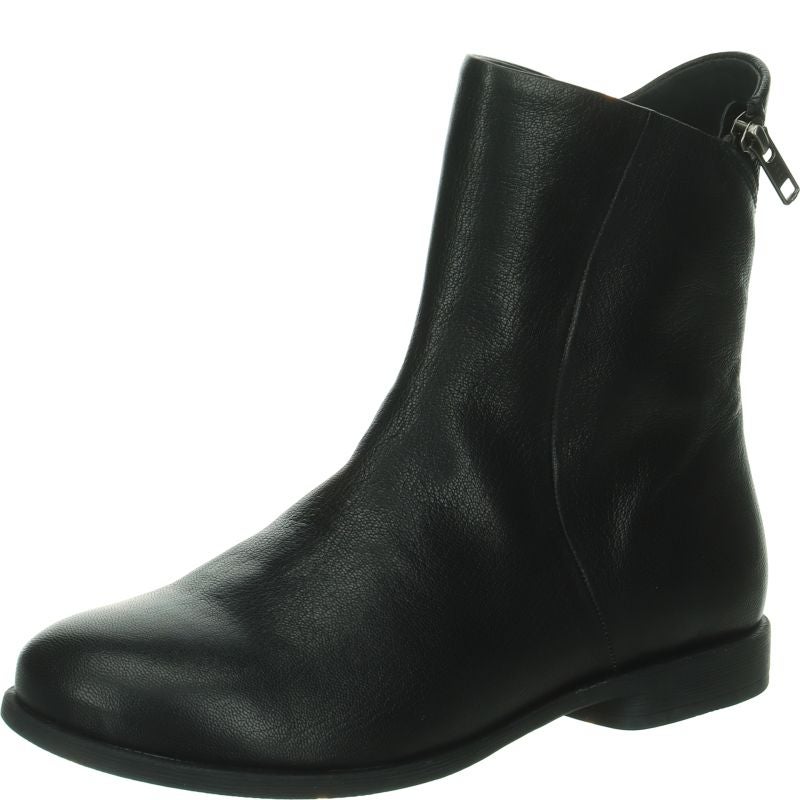 Think AGRAT 2  - Material: Leather in Black