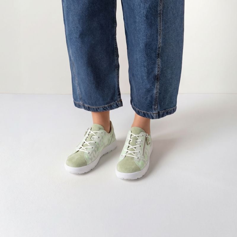 Think COMODA Woman Lace up shoe - Material: Leather in Green