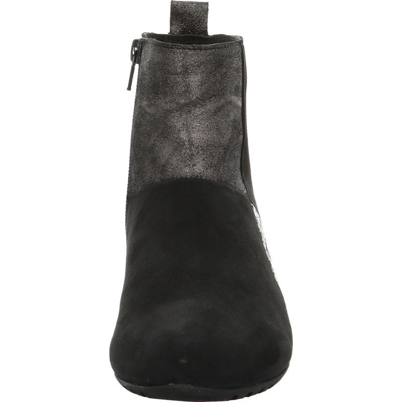 Think GRACE Woman Ankle boot - Material: Leather in Black