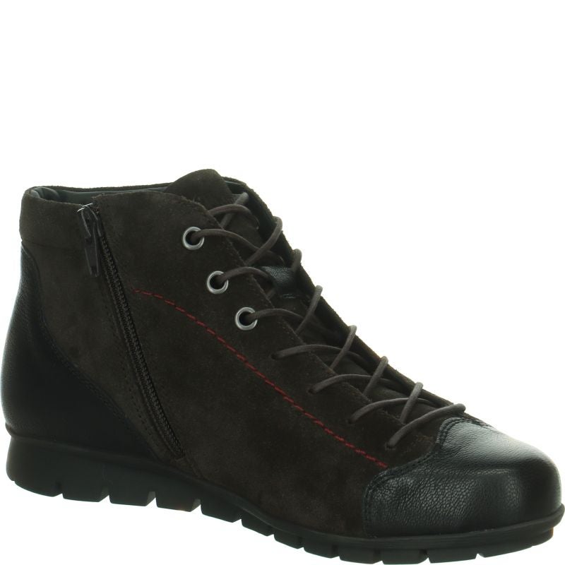 Think MENSCHA  - Material: Leather in Brown