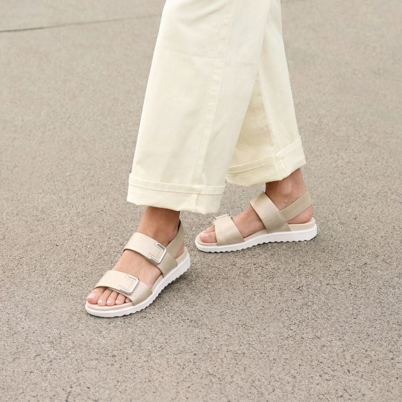 legero MOVE Damen Sandale - Material: Leder in Metallic