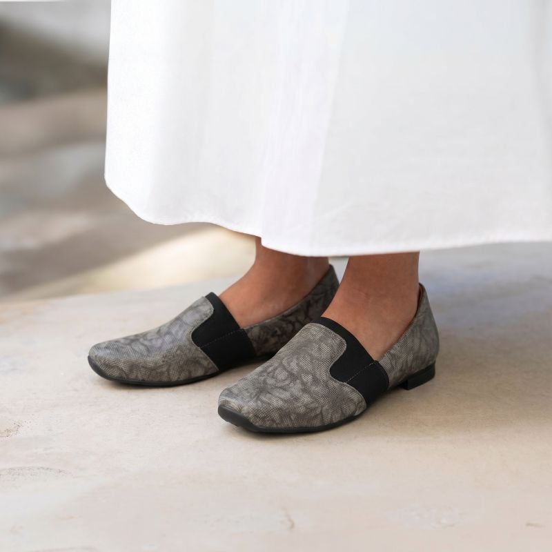 Think GAUDI Woman Slipper - Material: Leather in Grey