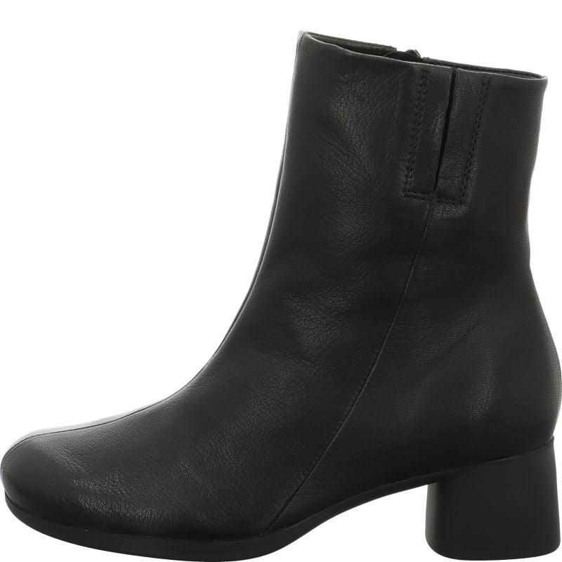 Think NANI Woman Ankle boot - Material: Leather in Black