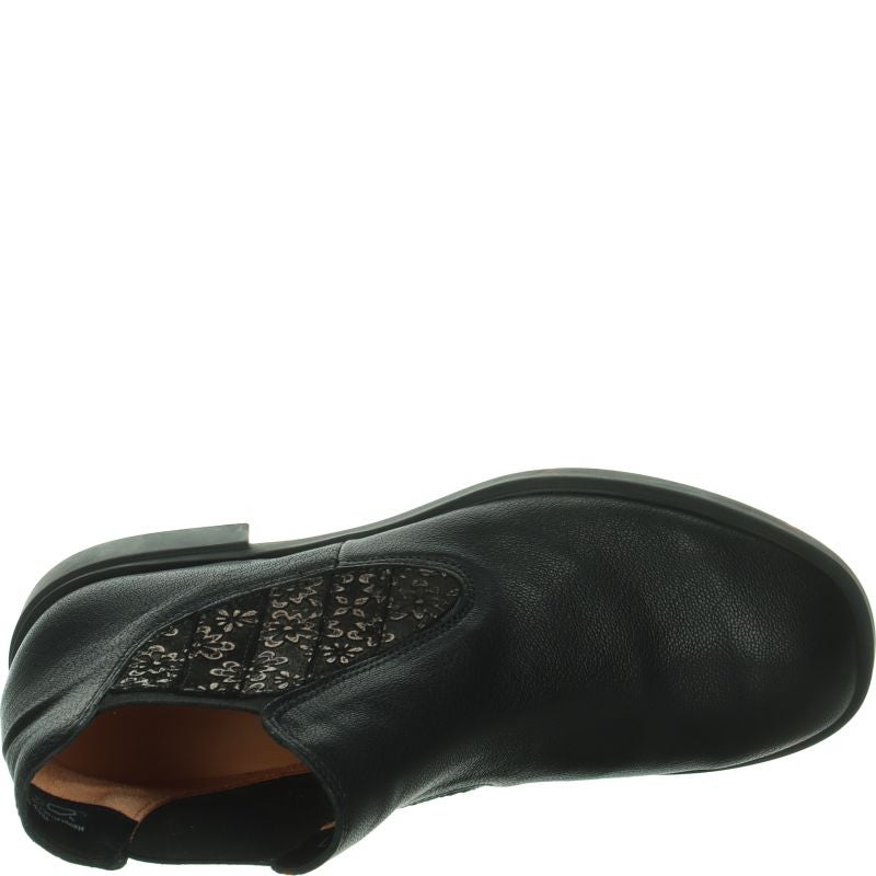 Think NINA  - Material: Leather in Black