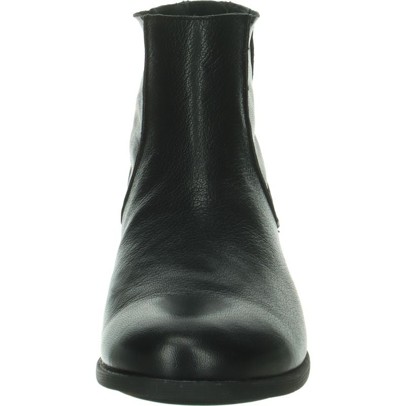 Think AGRAT 2  - Material: Leather in Black