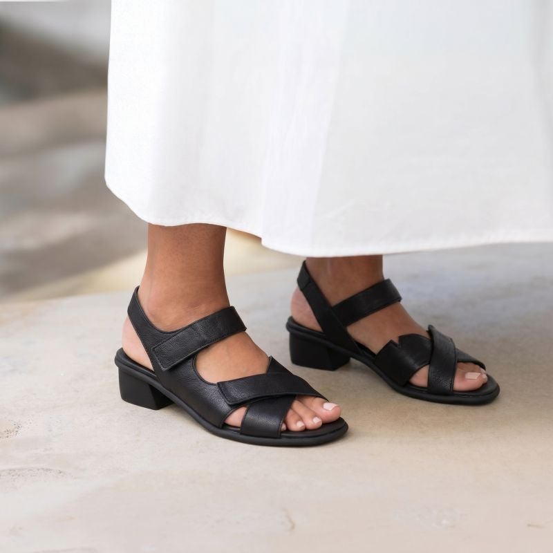 Think! VIVI Damen Sandalette - Material: Leder in Schwarz