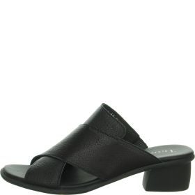 Think VIVI Mules - Material: Leather in Black