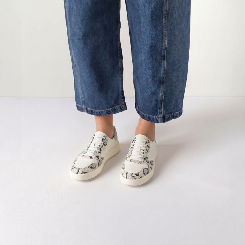 Think TURNA LIGHT Woman Sneakers low - Material: Leather in White