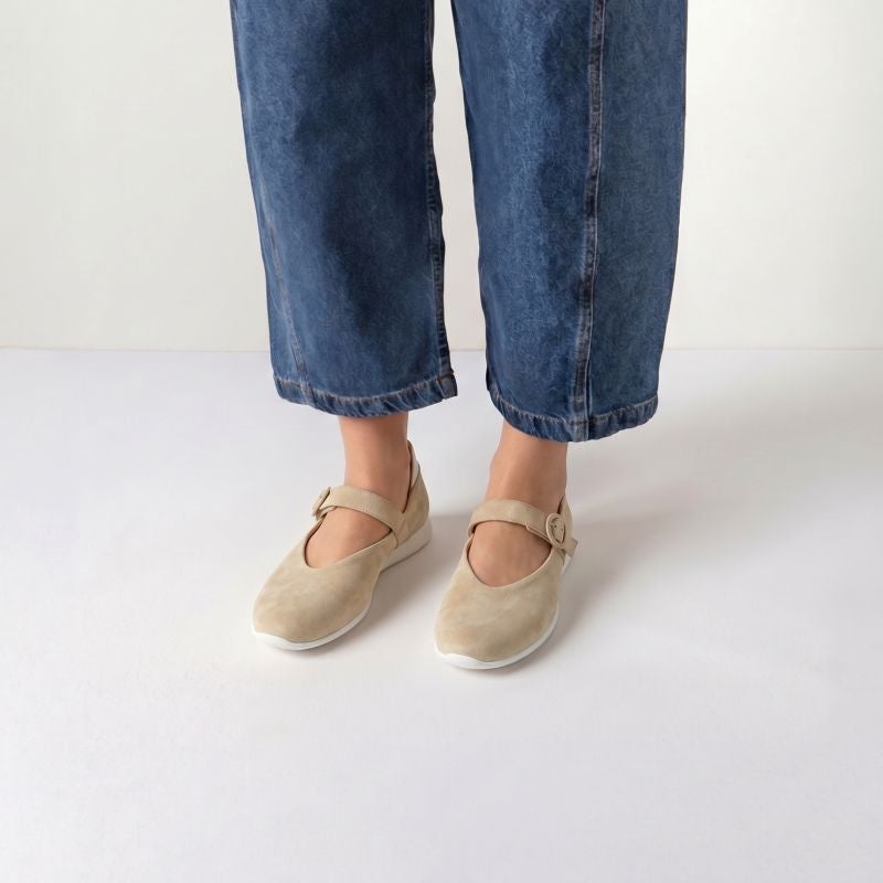 Think ALOA Woman Ballerina - Material: Leather in Beige